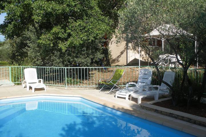 Chalet pour 6 personnes, avec terrasse et jardin - 1