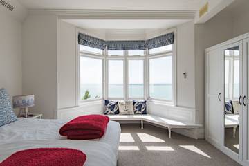 Holiday Rental for 8 People in Sandgate, Kent, Photo 3