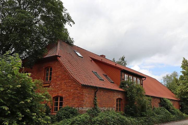 Ferienhaus für 19 Personen, mit Terrasse und Garten in Gägelow