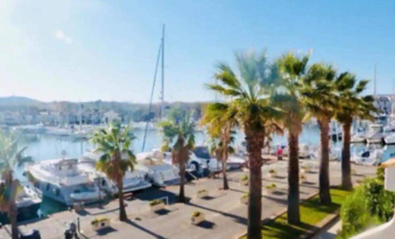 Ganze Wohnung, Petit Cocon magnifique vue sur Marina dans le golfe de Saint Tropez in Port Cogolin, Cogolin