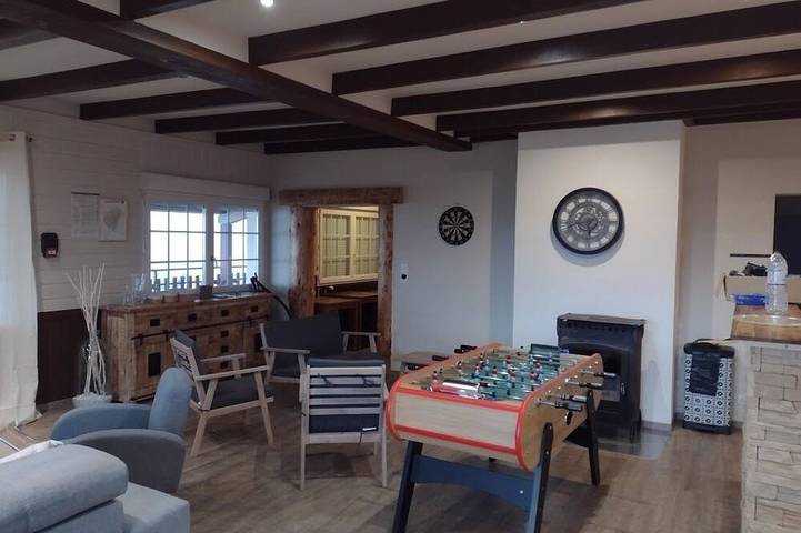 Location de vacances pour 15 personnes, avec Terrasse et Jardin dans Station De Ski Du Brabant