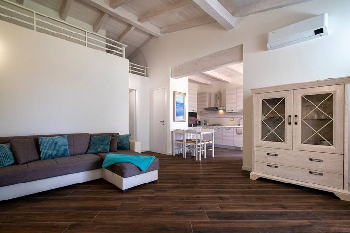 Casa vacanze 'La Chicca' con vista mare, terrazza privata e giardino privato in Codaruina/Valledoria, Valledoria