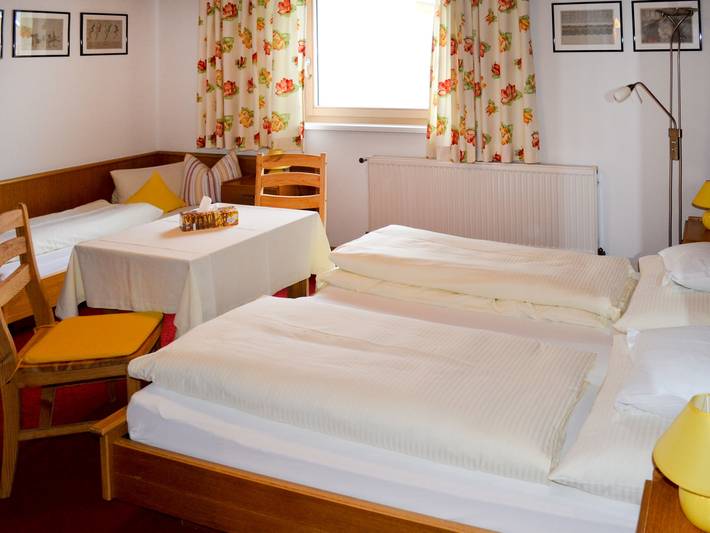 Ferienwohnung für 3 Personen, mit Garten und Terrasse am Arlberg - 4