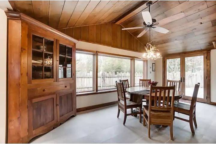 Vacation rental for 5 people, with terrace in Columbus