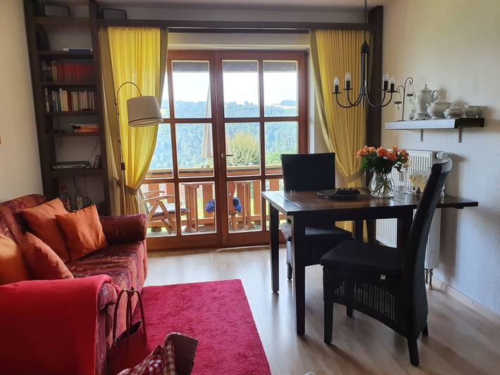 Ferienwohnung für 2 Personen, mit Balkon und Garten sowie Ausblick in Obernzell
