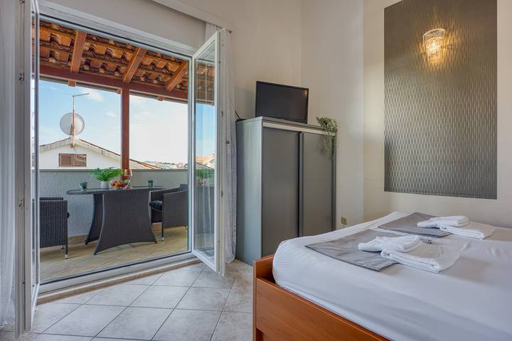 Ganze Wohnung, Studio-Apartment A6 / Ivana-Mira
 in Okrug Gornji, Ciovo