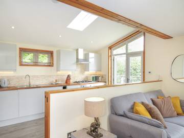 Chalet for 2 People in Cornwall, South West England, Photo 2