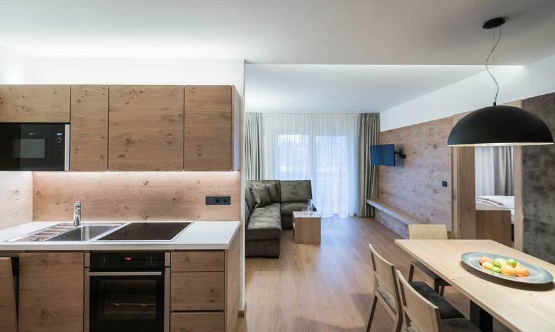 Hel lägenhet, Apartment 'Three-room C1 ca. 65m²' with Garden View, Balcony and Wi-Fi in Sand in Taufers, Kronplatz