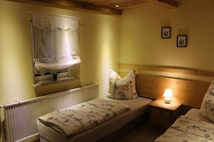 Ferienhaus für 4 Personen, mit Terrasse und Whirlpool sowie Garten, mit Haustier im Zittauer Gebirge - 4