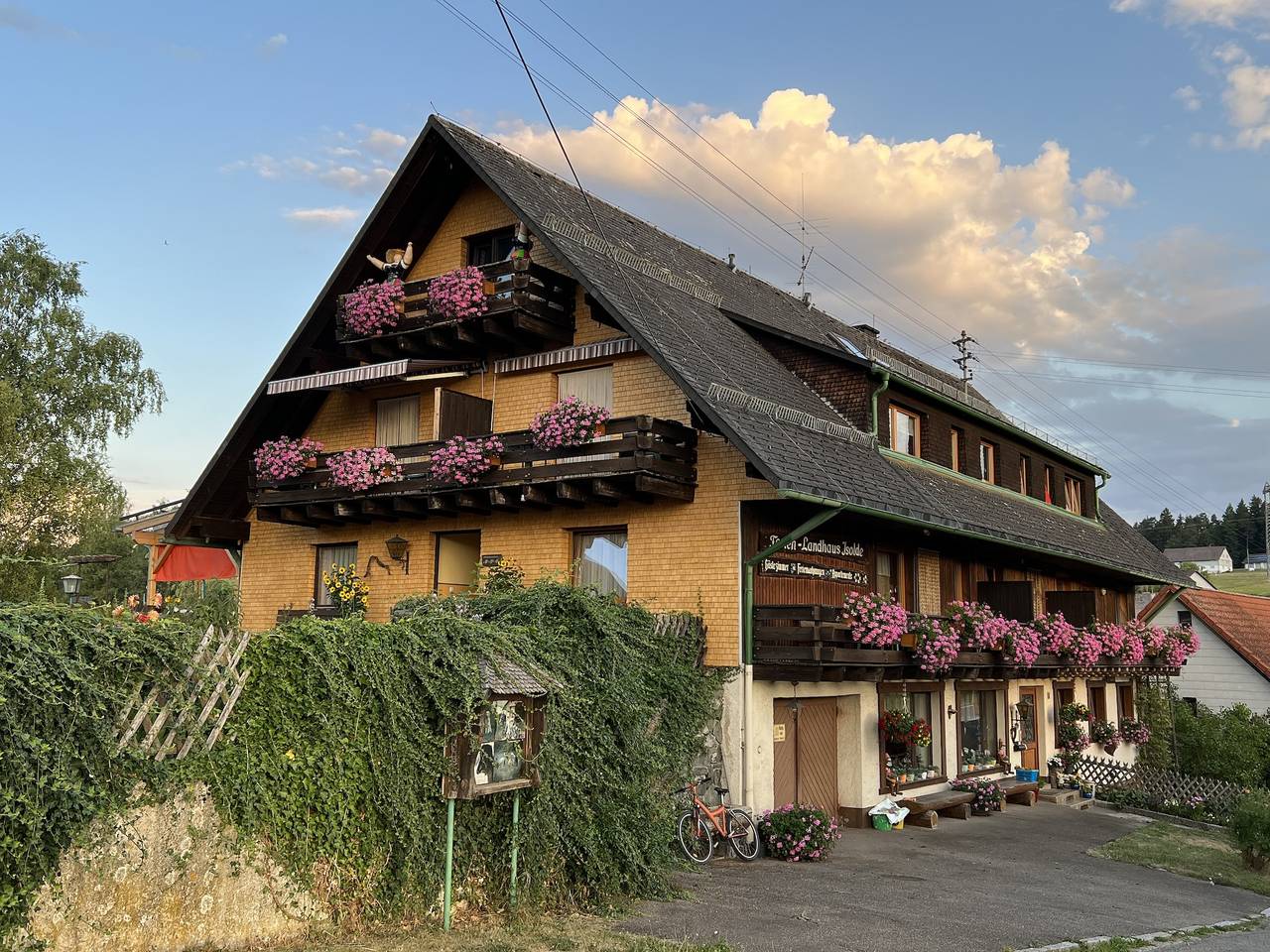 Ganze Ferienwohnung, Ferien-Landhaus-Isolde - Ferienwohnung Nr. 3 in Bonndorf im Schwarzwald, Südschwarzwald