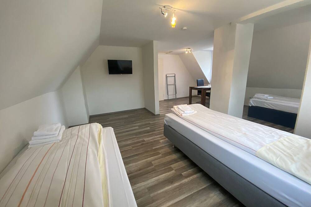 Frankenstraße 13 - 2 Schlafzimmer in Neumünster, Schleswig-Holstein Binnenland