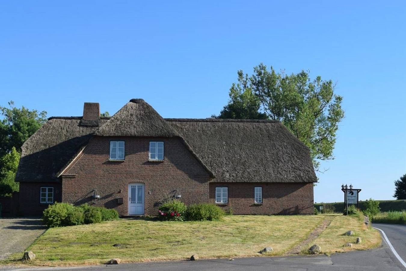 Ganze Wohnung, Ferienwohnung Sönke-Nissen: Ihr Rückzugsort im Reetdachhaus Bongsiel in Ockholm, Nordsee - Schleswig-Holstein