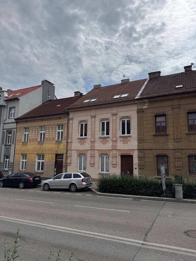 Gîte pour 5 personnes, avec vue et terrasse, animaux acceptés à Tábor