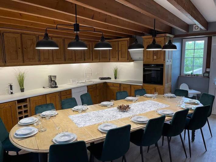 Location de vacances pour 14 personnes, avec jardin ainsi que jacuzzi et terrasse à Saint-Germain-de-Tournebut - 3