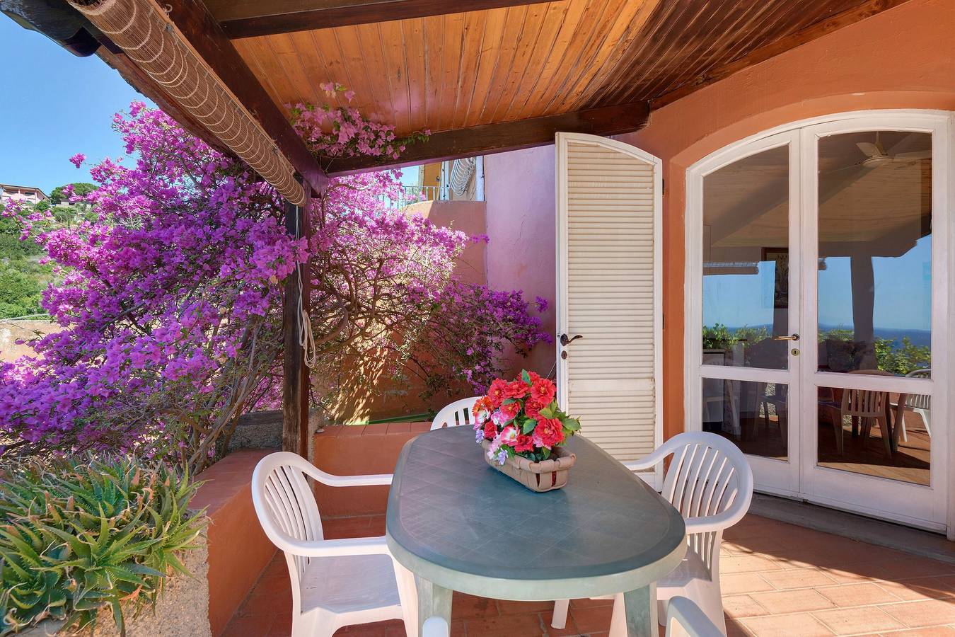 Ganze Wohnung, Villa Fiorita – Apartment Bouganville: Ihr Rückzugsort auf Elba zwischen Meer und Natur in Morcone (Capoliveri), Elba