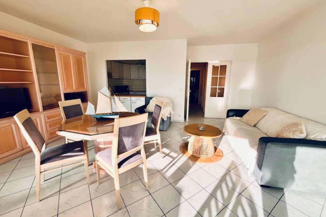Apartamento inteiro, Apartment with sea and garden view in La Rochelle in La Rochelle, La Rochelle (Região)