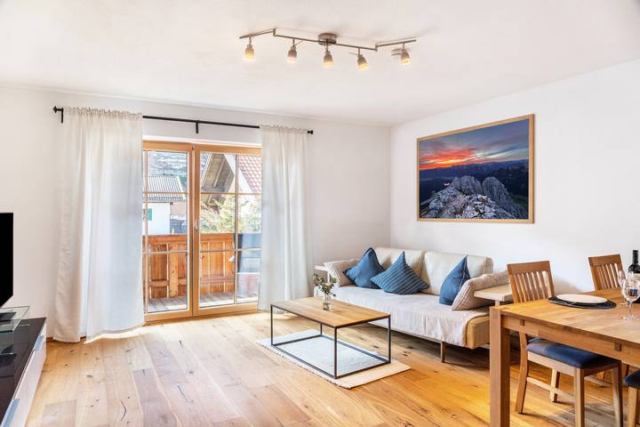Ferienwohnung für 2 Personen, mit Balkon im Mittenwald