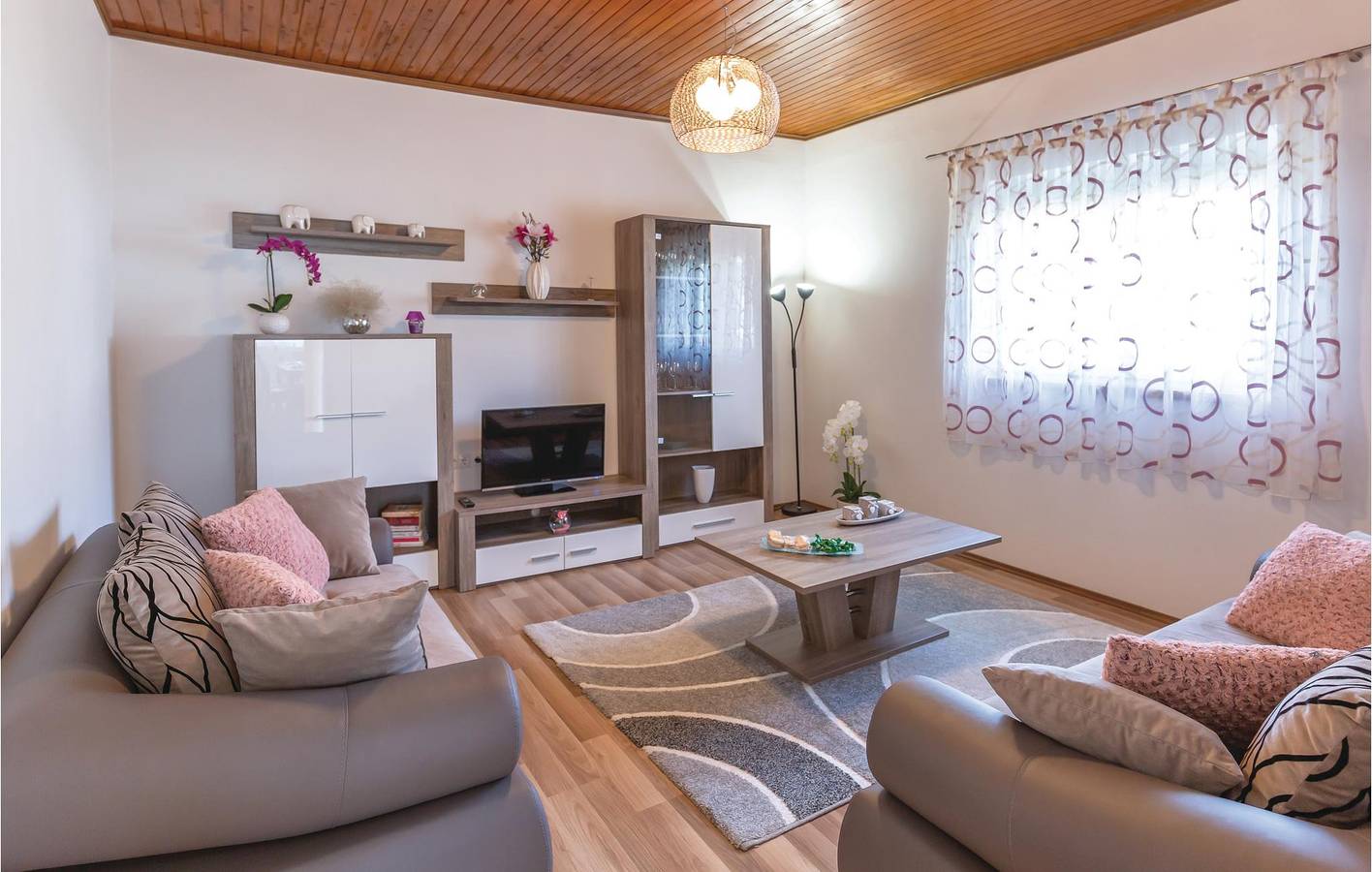 Ferienhaus für 6 Personen mit Terrasse in Dalmatinisches Zagora