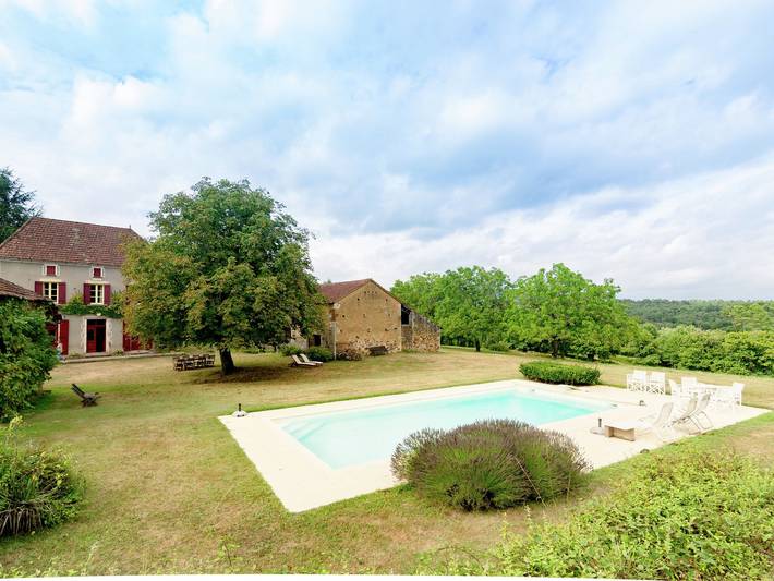 Maison de vacances pour 8 personnes, avec terrasse ainsi que jardin et piscine, animaux acceptés