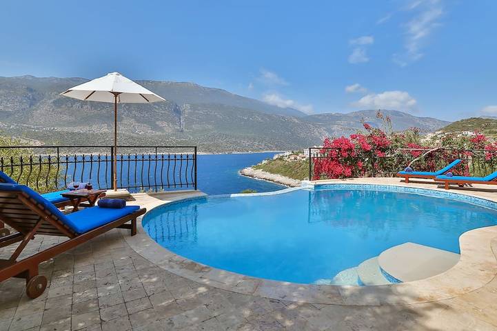 Villa pour 8 personnes, avec jacuzzi ainsi que balcon et jardin - 1