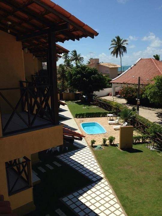 Casas e apartamentos de temporada para 9 pessoas, com piscina infantil e vista e ainda piscina and jardim em Ipojuca