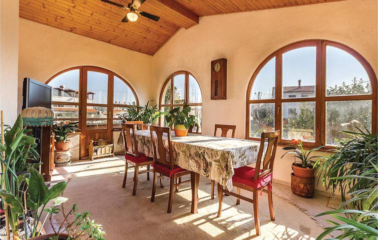 Ferienwohnung für 4 Personen, mit Terrasse in Medulin - 2