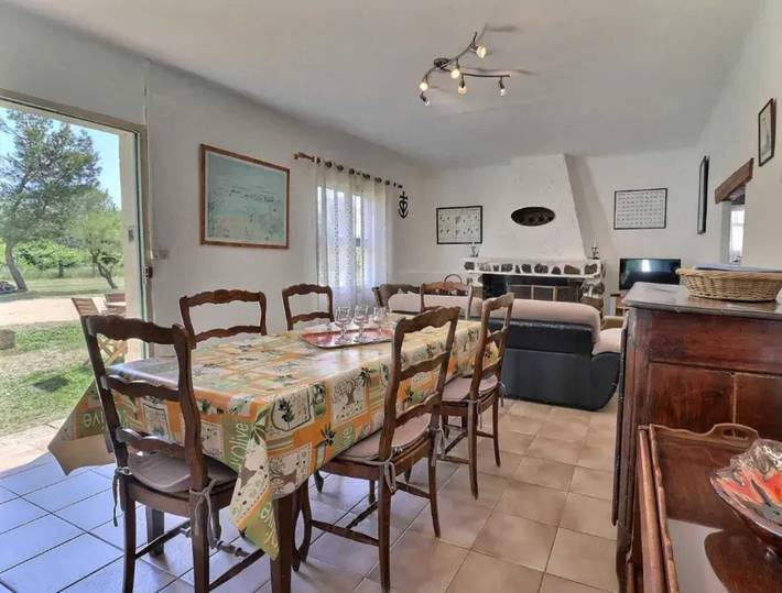 Location de vacances pour 6 personnes, avec jardin et piscine à Saintes-Maries-de-la-Mer - 3