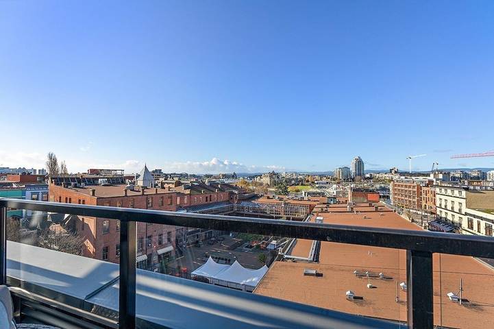 Holiday rental for 6 people, with balcony in Victoria (BC)