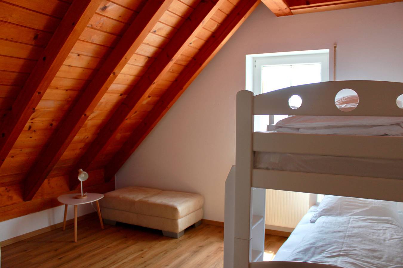 Ganze Wohnung, Ferienwohnung 'Himmelreich' mit Balkon und Wi-Fi in Merkendorf, Romantische Straße