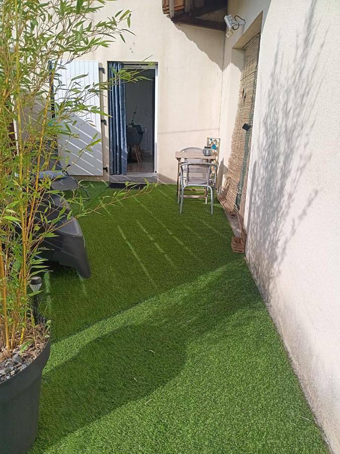 Gîte pour 2 personnes, avec piscine et jardin à Saint-Martin-de-Valgalgues - 4