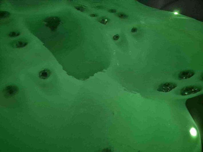 Appartement de vacances pour 2 personnes, avec Jacuzzi ainsi que Terrasse et Jardin