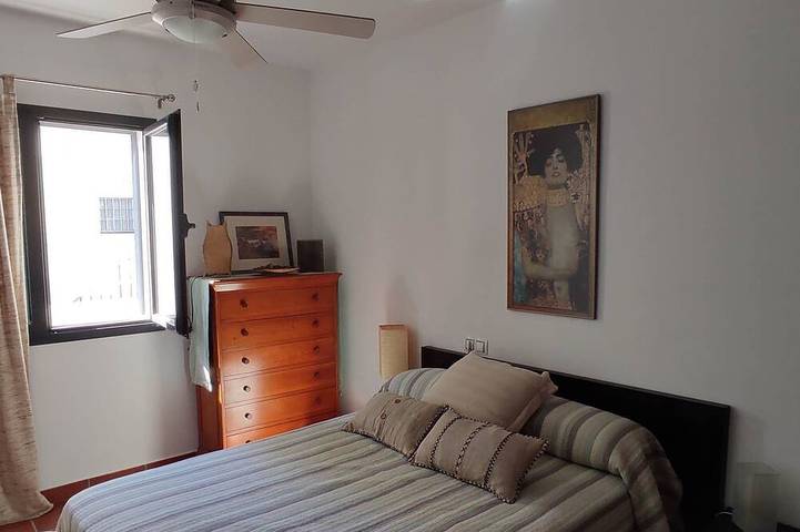 Gîte pour 6 personnes, avec terrasse et jardin dans El Campillo De Rodalquilar - 4