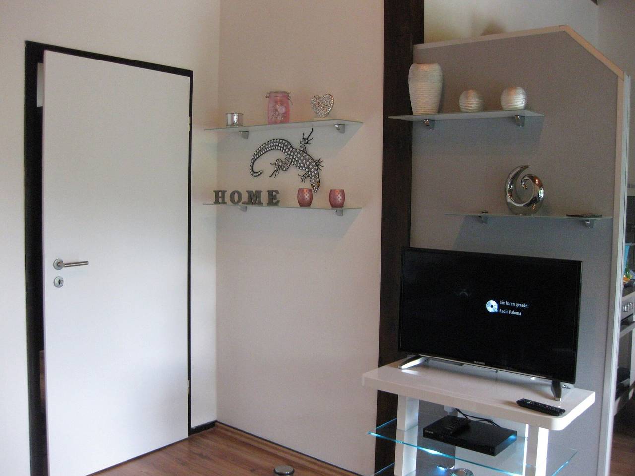 Detached, wooden bungalow, in a green wooded area in Machtlos, Ronshausen