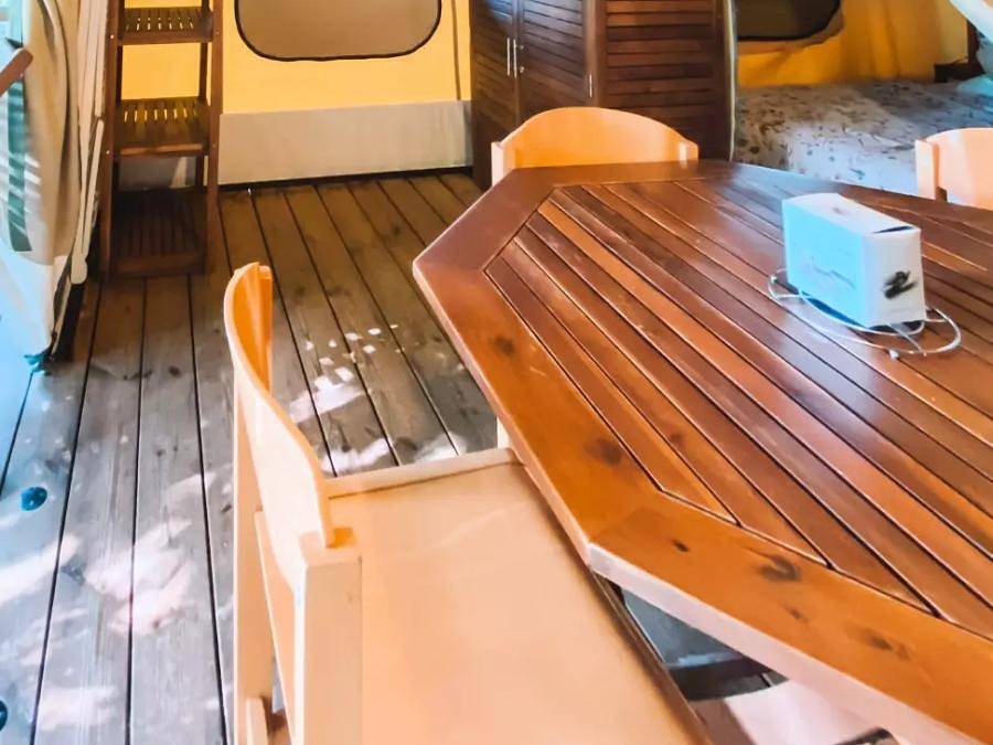 Camping Maeva Escapades de La Geres - Tente 5 personnes - Lodge Kenya 34,50 m² - sans sanitaire 5 personnes in Surgères, Région de Rochefort