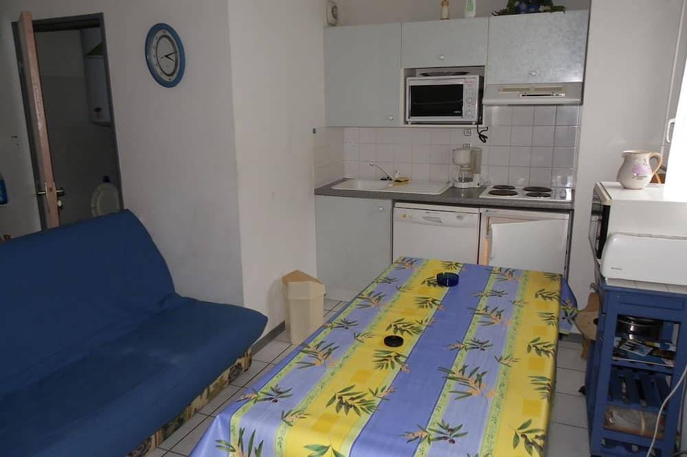 Ganze Wohnung, Appart 4/6 2 * 400 m vom Zentrum Tarif Hte 240 Bs 200 Euro Cure 445e Cheq Vacance in Luz-Saint-Sauveur, Nationalpark Pyrenäen