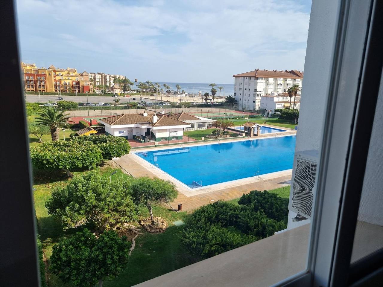 Ganze Ferienwohnung, Wohnung mit Meerblick, Schwimmbad und außergewöhnlichem Klima in Torrox Costa, Torrox