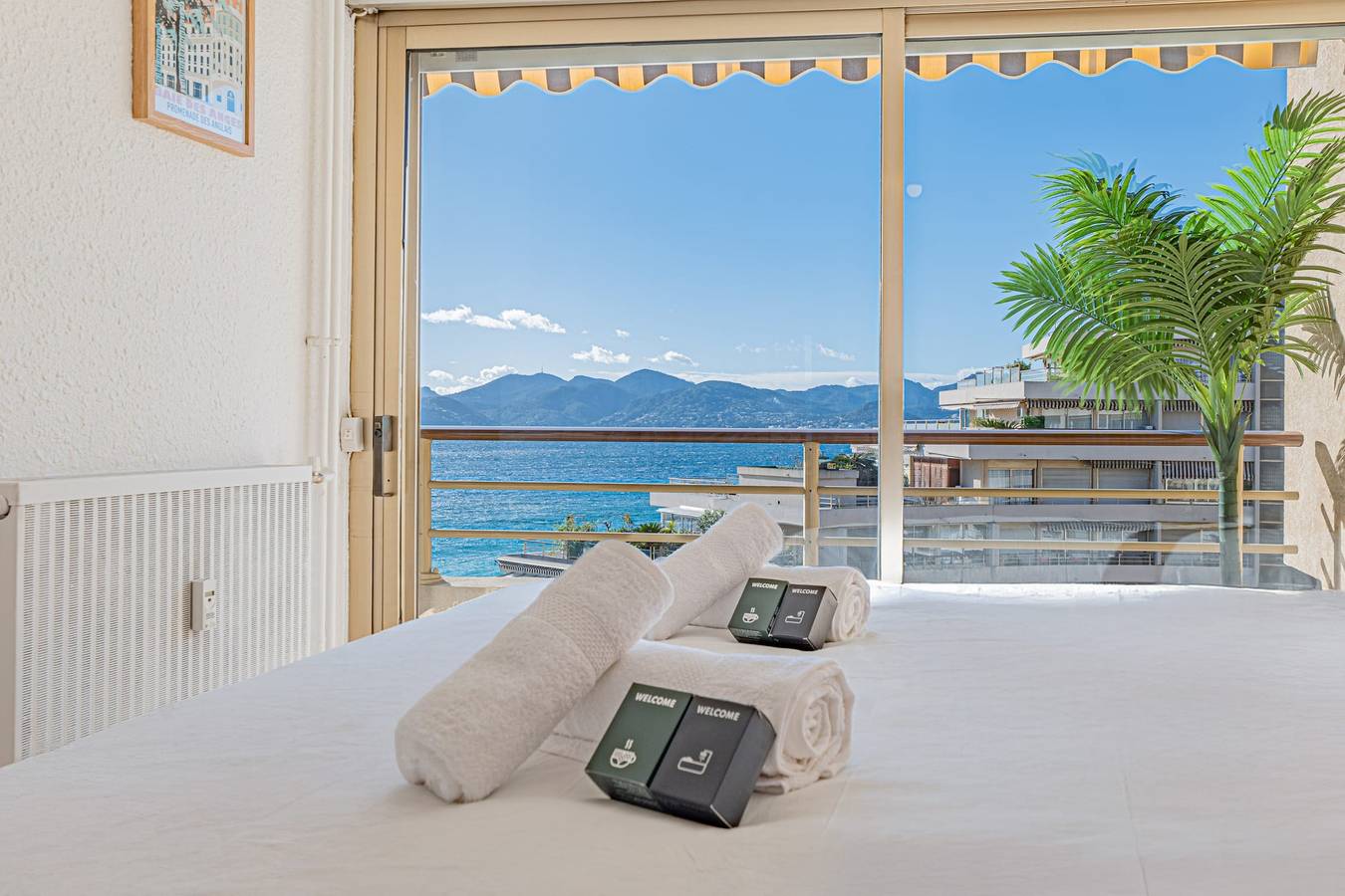 Hel leilighet, Elégant 2 pièces - accès mer direct vue splendide in Cannes La Bocca, Cannes