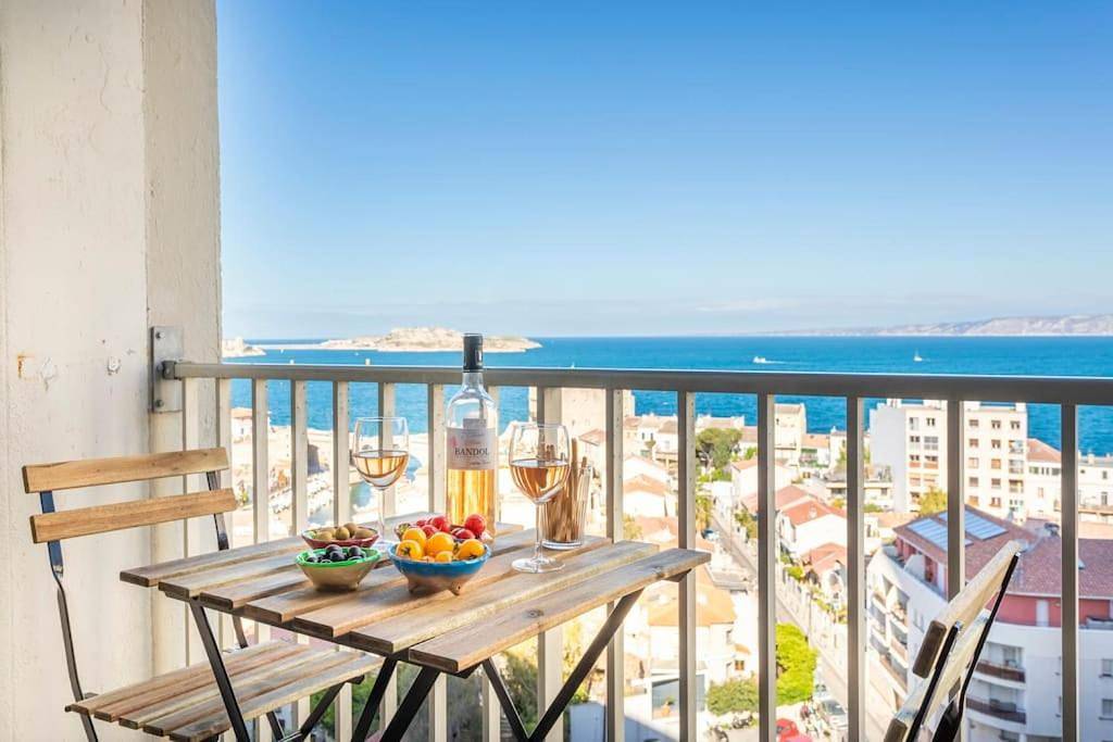 Appartement entier, Two-Bedroom Apartment in Marseille, Région de Marseille