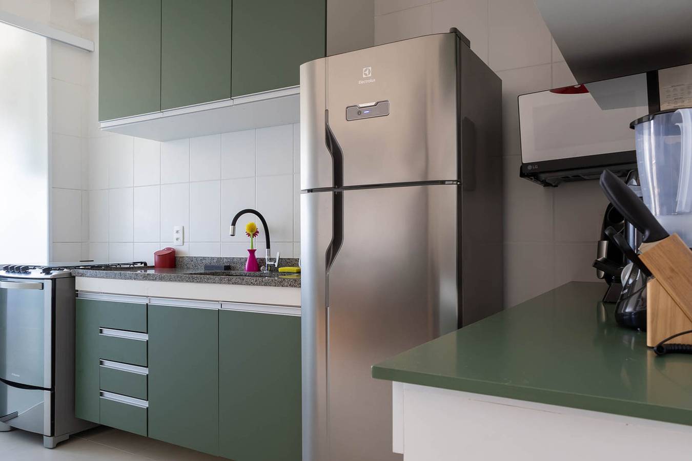 Ganze Wohnung, Ferienwohnung für 6 Personen mit Pool in Praia Grande, Baixada Santista