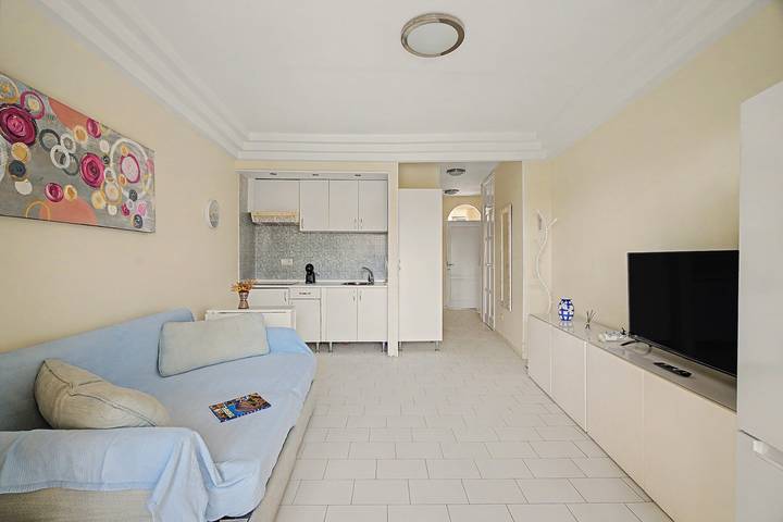 Ganze Wohnung, Ferienwohnung 'Complejo 206' mit Meerblick, Gemeinschaftspool und WLAN in Puerto Colon, Adeje