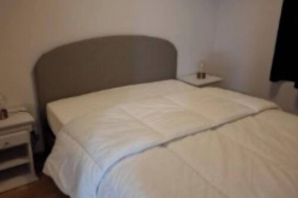 Ganze Wohnung, Nice, well-equipped two-room apartment in Rochefort, Rochefort und Umgebung