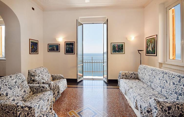 Apartamento vacacional entero, Retiro junto al mar con wifi y cocina, a 1,5 km de la playa in Bagni Miramare, Camogli