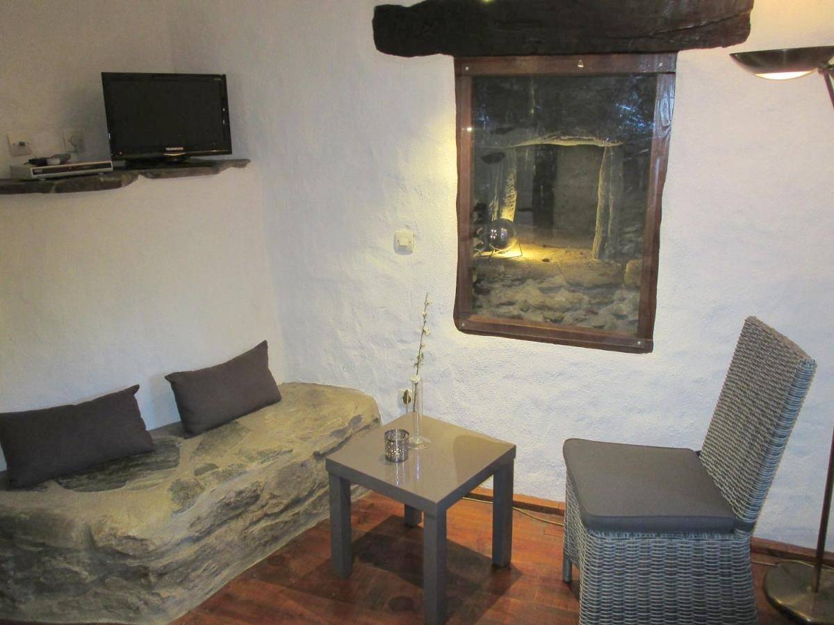Ganze Wohnung, One-Bedroom Apartment in San-Giovanni-di-Moriani, Corte und Umgebung