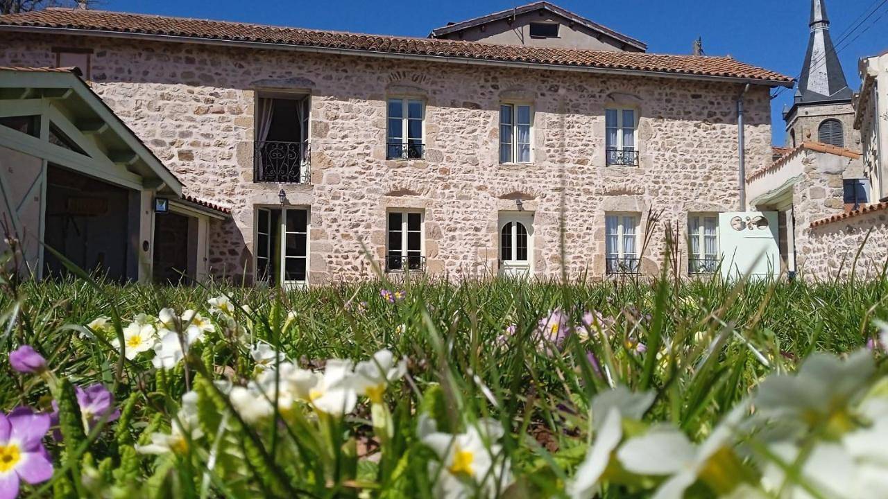Three-Bedroom House in Craponne-sur-Arzon, Parc Naturel Régional Livradois-Forez