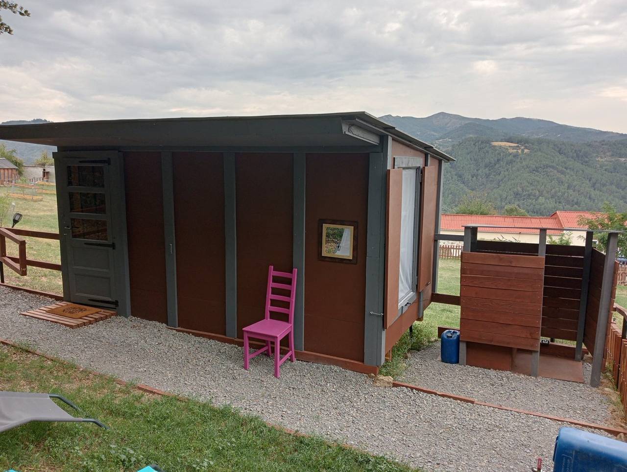 Les Cabanes du Cros in Saint-Fortunat-sur-Eyrieux, Privas
