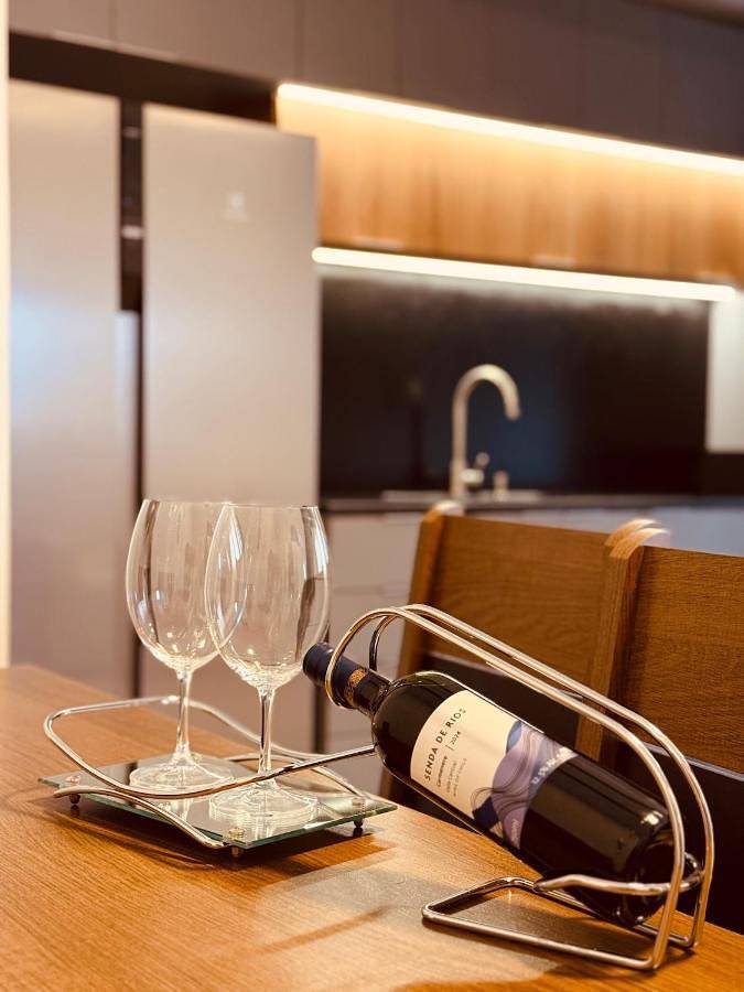 Casas e apartamentos de temporada para 4 pessoas, com vista e piscina e ainda terraço, com animais de estimação em Canoas