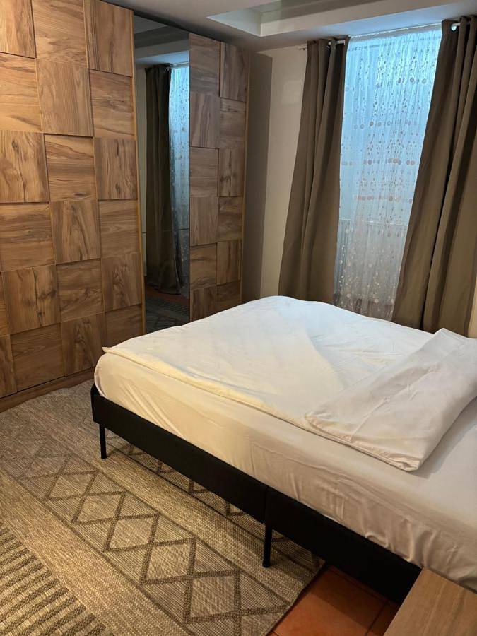 Ganze Wohnung, Two-Bedroom Apartment in Brüssel, Flandern