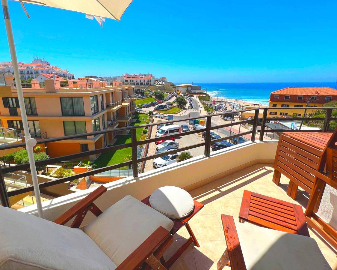Apartamento inteiro, One-Bedroom Apartment in Praia da Areia Branca, Lourinhã