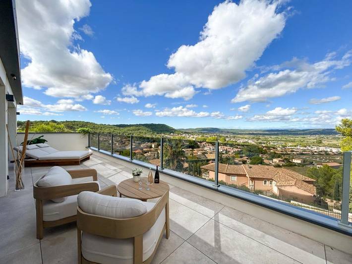 Maison d’hôte pour 2 personnes, avec piscine et jacuzzi ainsi que sauna et jardin