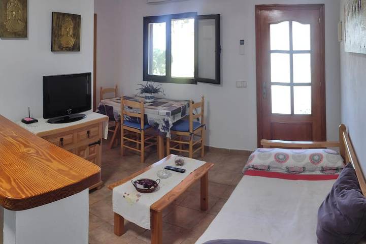 Finca für 2 Personen, mit Terrasse und Pool sowie Garten, mit Haustier auf Formentera - 3